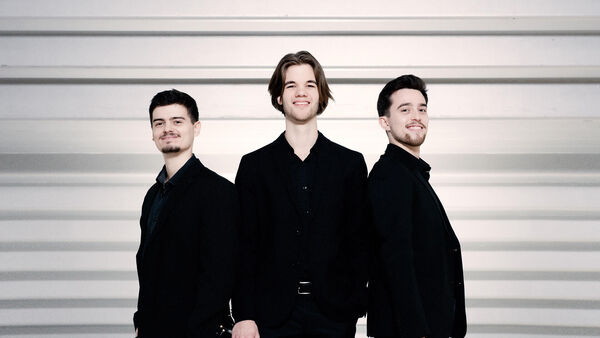 Dutch Classical Talent: Kāna Trio